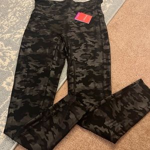 Spanx Leather Look Camo Leggings NWOT